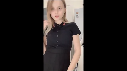 I'm talking to my boyfriend right now, I remember I promised you sex. - Video Porno Gratuite HD | Charmeuse X