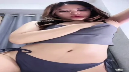 Slim Teen Webcam Masturbation 23 - Vidéo premium HD - Amateur | Charmeuse X