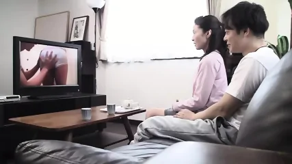 Wife's Mother and Son-in-law got Excited When They Watched Porn Alone Together 4 - Vidéo premium HD - Solo | Charmeuse X