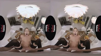 Cum Bunch For Step Sister's Brunch - Video Porno Gratuite HD | Charmeuse X