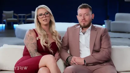ashley inked wife gets bbc creampie. - Vidéo premium HD - MILF | Charmeuse X