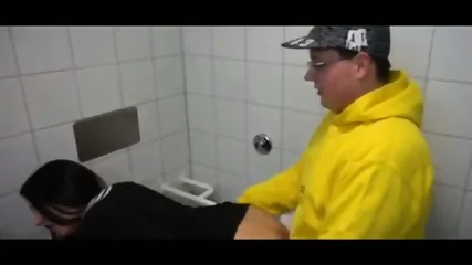 Vollbusige Deutsche BrÃ¼nette Mag Meinen Kleinen Schwanz - Video Porno Gratuite HD | Charmeuse X