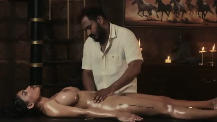 Ayurvedic Massage (2026) UNRATED Resmi Nair Hindi Hot Short Film - Video Porno Gratuite HD | Charmeuse X