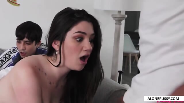 Busty Stepsister Hot Porn - Video Porno Gratuite HD | Charmeuse X