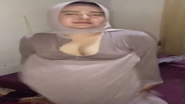 Istri Hijaber Binal Hyper Tembak Dalam - Videos Film Porno Milf Francaise Gratuites HD | Jeux de Rue