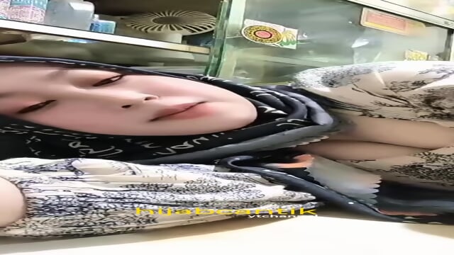 Jilboobs BIGO Indonesia jaga warung - Videos Film X Milf Gratuite Gratuites HD | Jeux de Rue